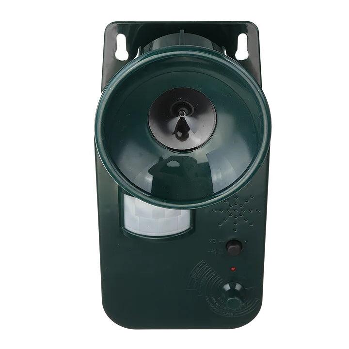 Outdoor Ultrasonic Pest And Animal Repeller 5000 Sq Ft 9V DC Cordless