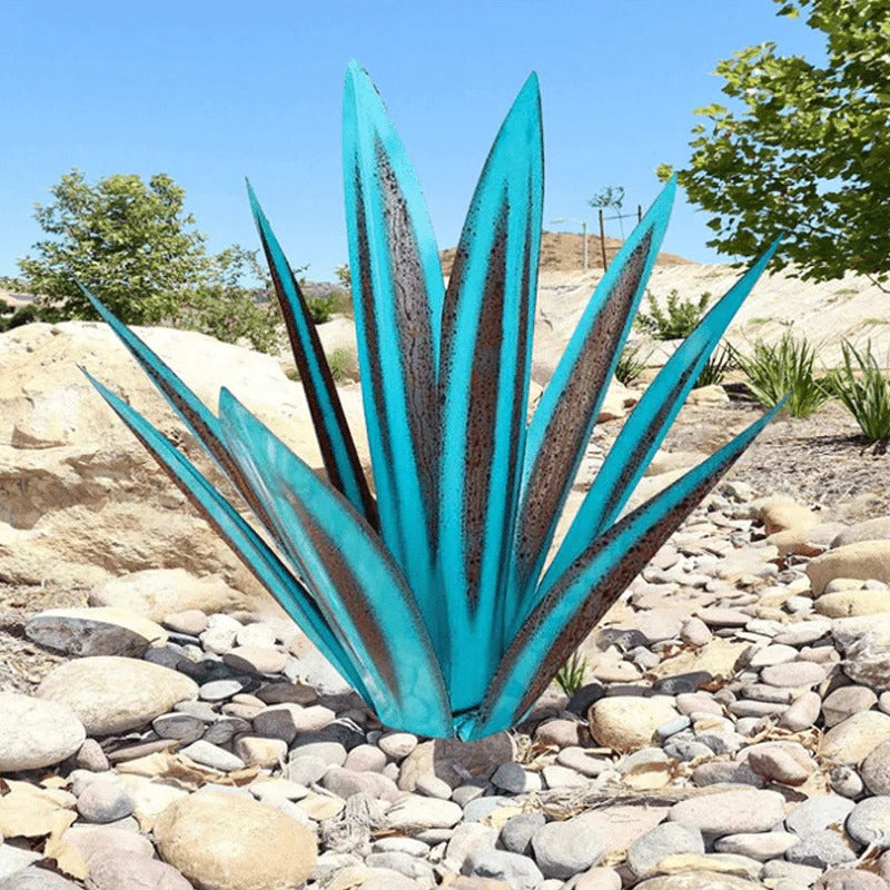 Outdoor Garden Lamp With Agave Design For Patio And Pathway