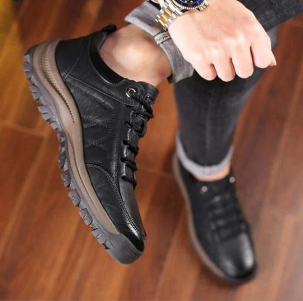 Men's Supportive Leather Shoes For Foot Comfort And Stability