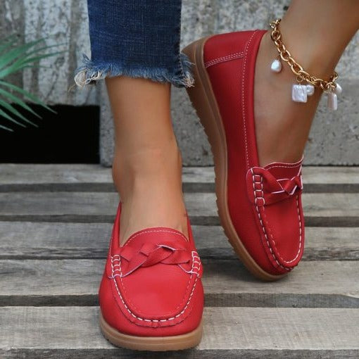 Women's Walking Loafers Soft Leather Slip-On Comfortable Casual Shoes