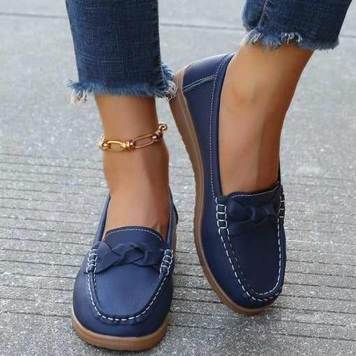 Women's Walking Loafers Soft Leather Slip-On Comfortable Casual Shoes