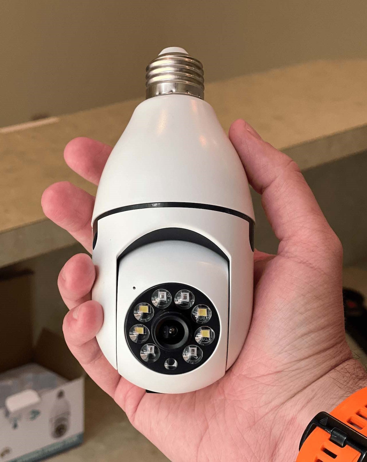 Light Bulb Security Camera WiFi 1080p HD Night Vision 360-Degree View