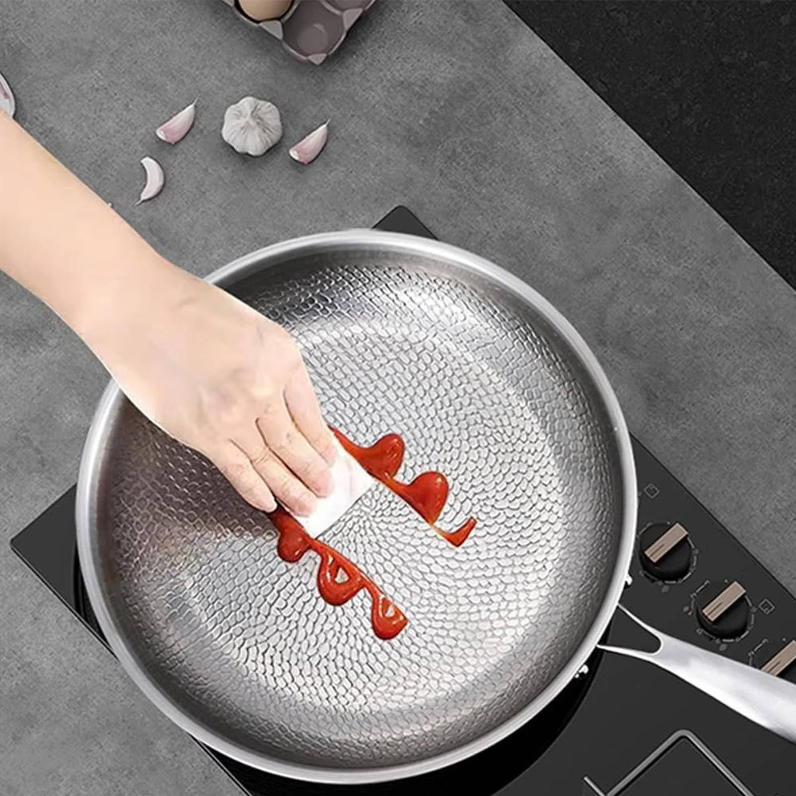 Nonstick Frying Pan With Titanium Coating, PFOA-Free, Scratch-Resistant