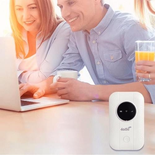 Portable WiFi Router With Long Battery Life And Dual-Band Support