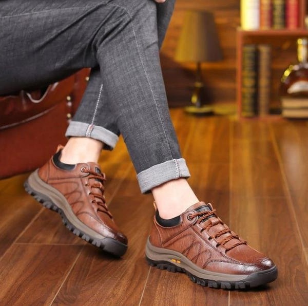 Men's Supportive Leather Shoes For Foot Comfort And Stability