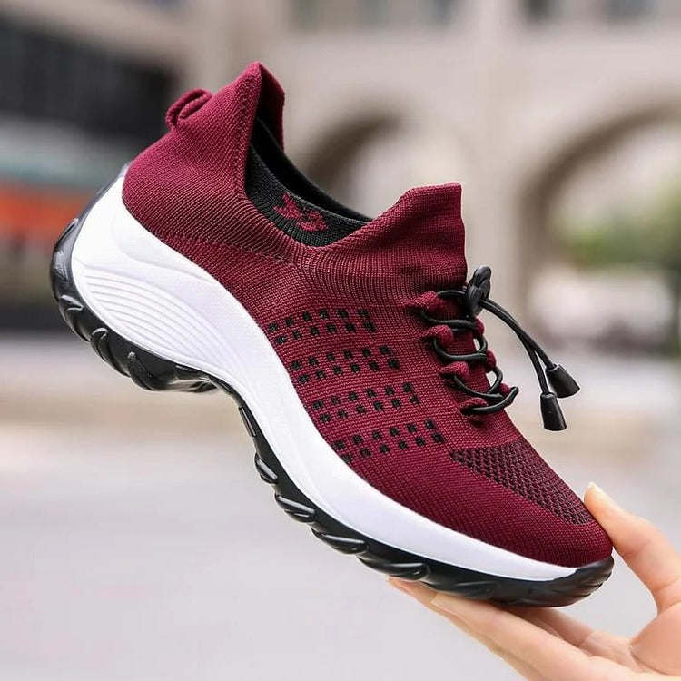 Sneakers With Supportive Footbed For All-Day Comfort And Stability