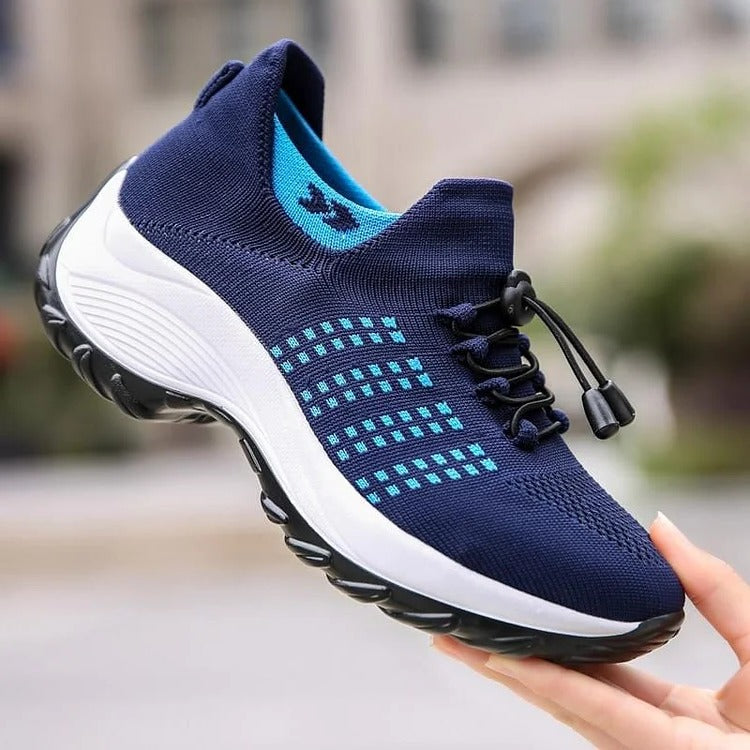Sneakers With Supportive Footbed For All-Day Comfort And Stability