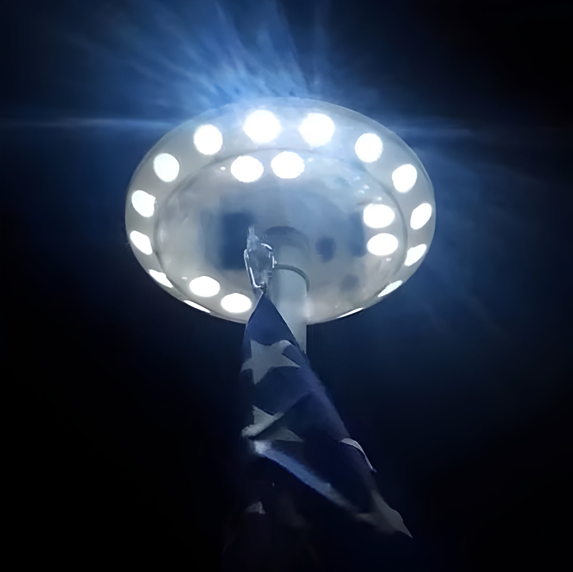 Flagpole Solar LED Lights For Outdoor All-Night Illumination